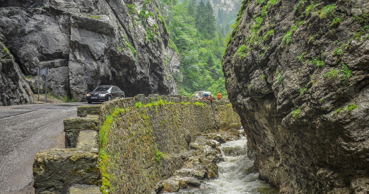 Súlykorlátozást vezettek be a 12C jelű országúton Almásmező és Gyilkostó között